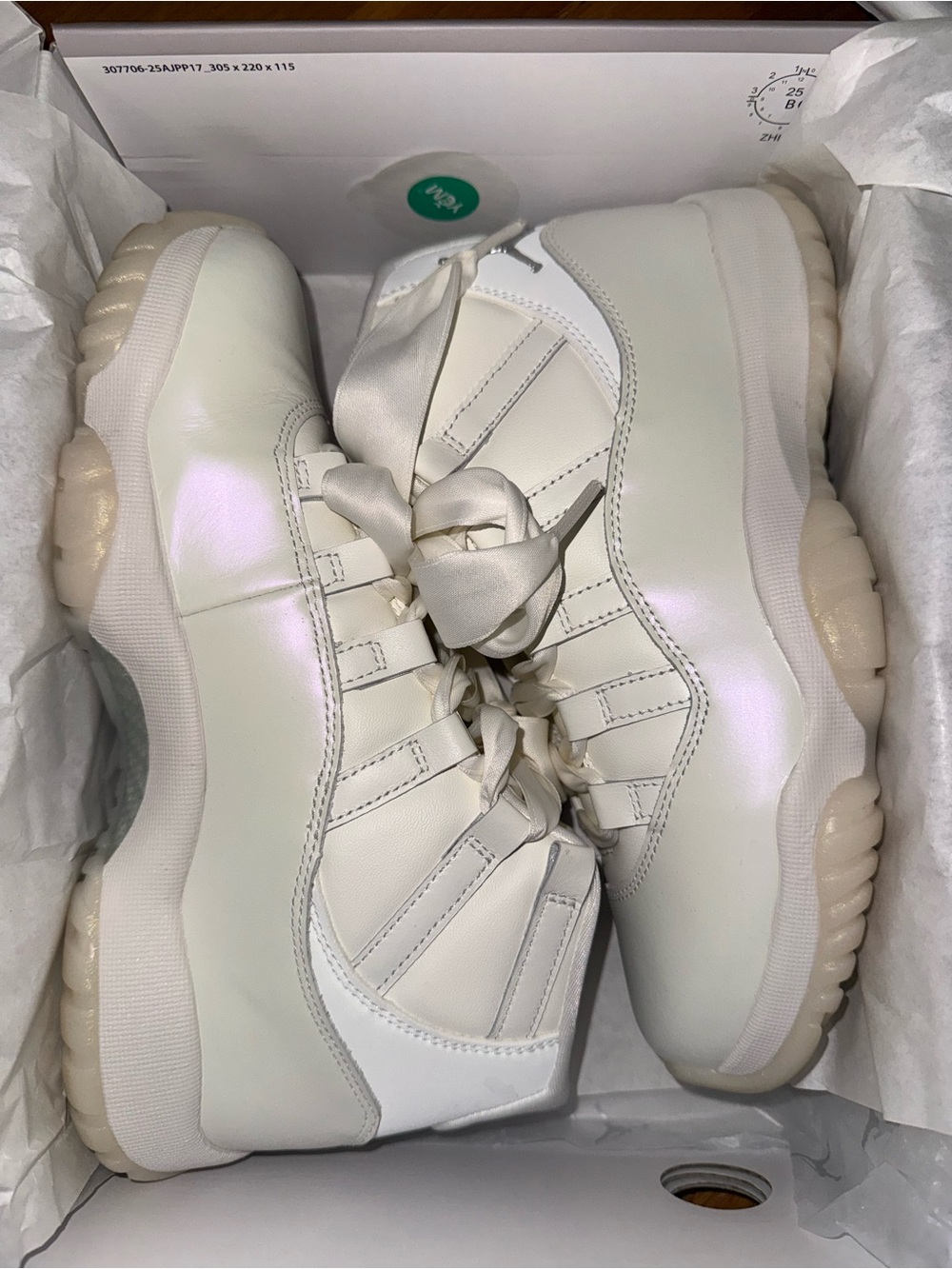 Women’s Jordan Retro 11’s “PEARL”